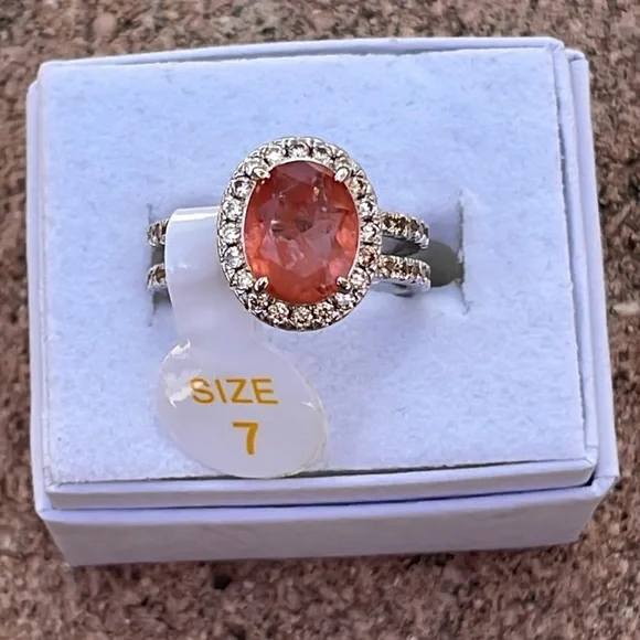 Stunning Sunrise Orange Quartz Ring - Picture 5 of 8